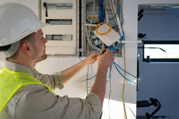 Best Electrical Repair Services  in Maplewood, MO
